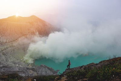Petualangan Tak Terlupakan ke Kawah Ijen Banyuwangi